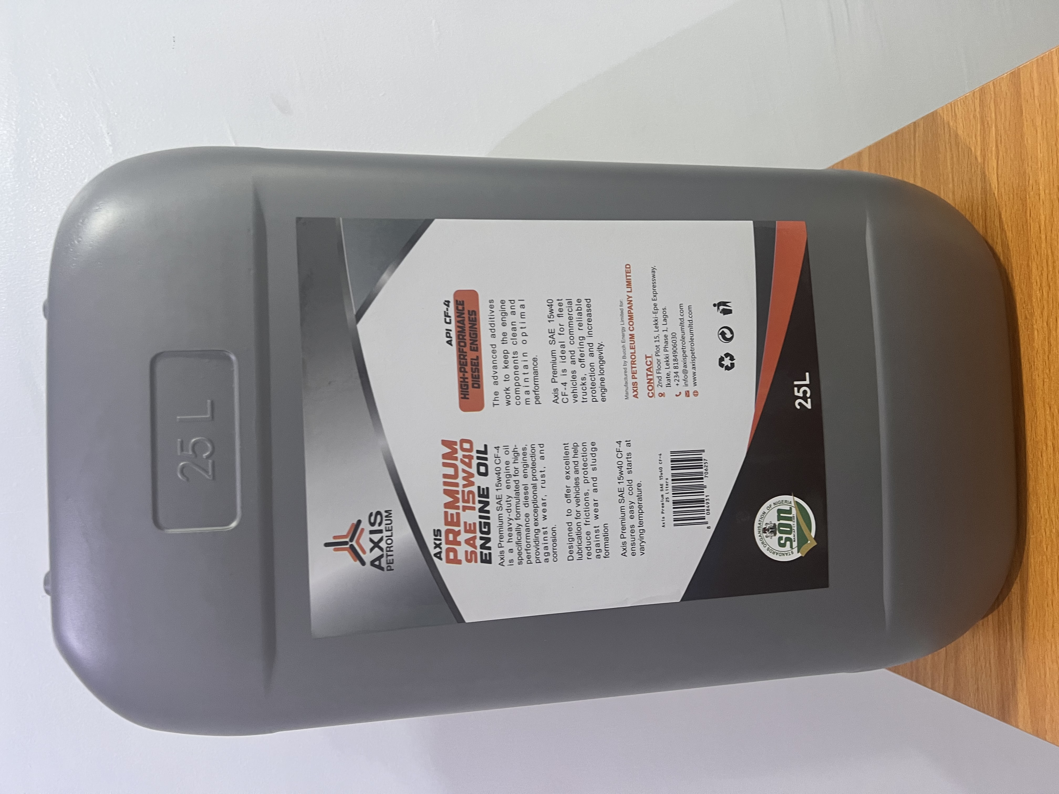 Axis Premium heavy‑duty SAE 15W40 diesel engine oil container